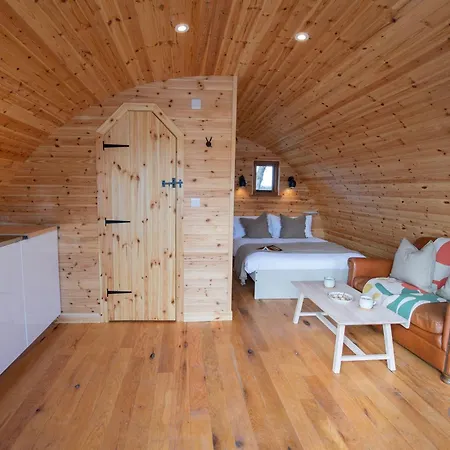 بيت للعطل Glamping Pod 1 Comfort سكرابورو